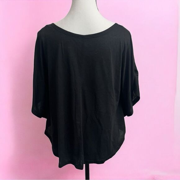 Disneyland Resort Walt Disney World Epcot World Showcase Minnie Mouse Blouse Sml - Picture 4 of 8